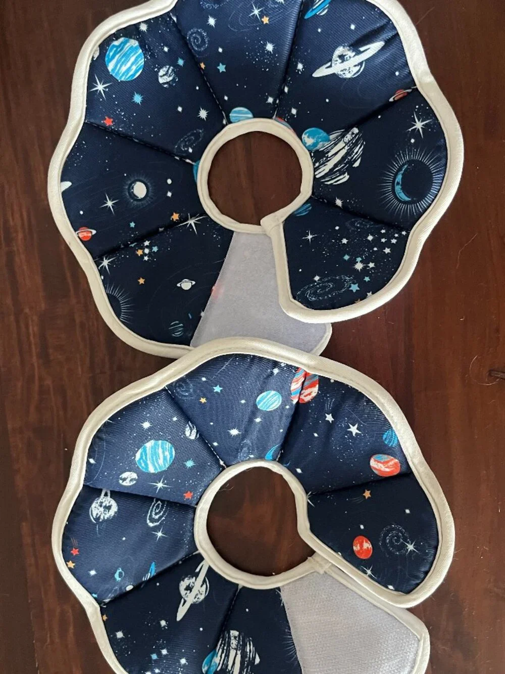 2 Soft Cat Cones Adjustable Comfortable Pet Elizabethan Collars for kittens xs